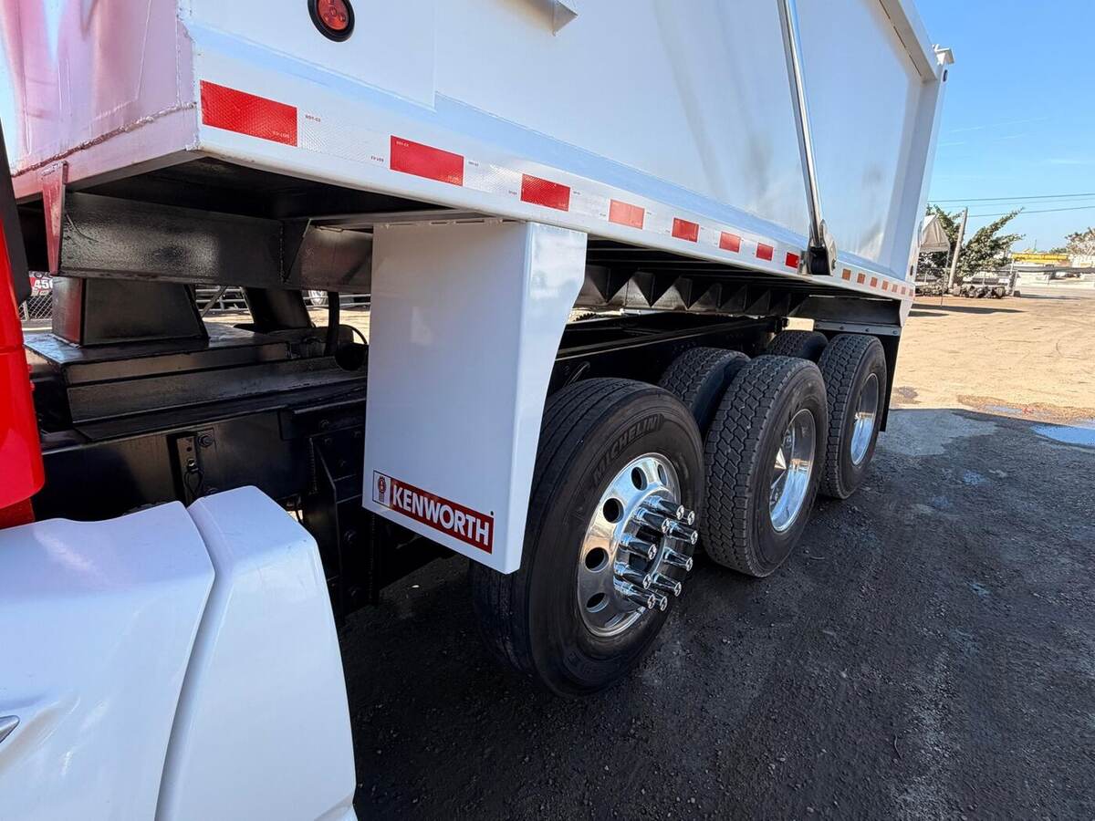 2015 Kenworth T680 — 3